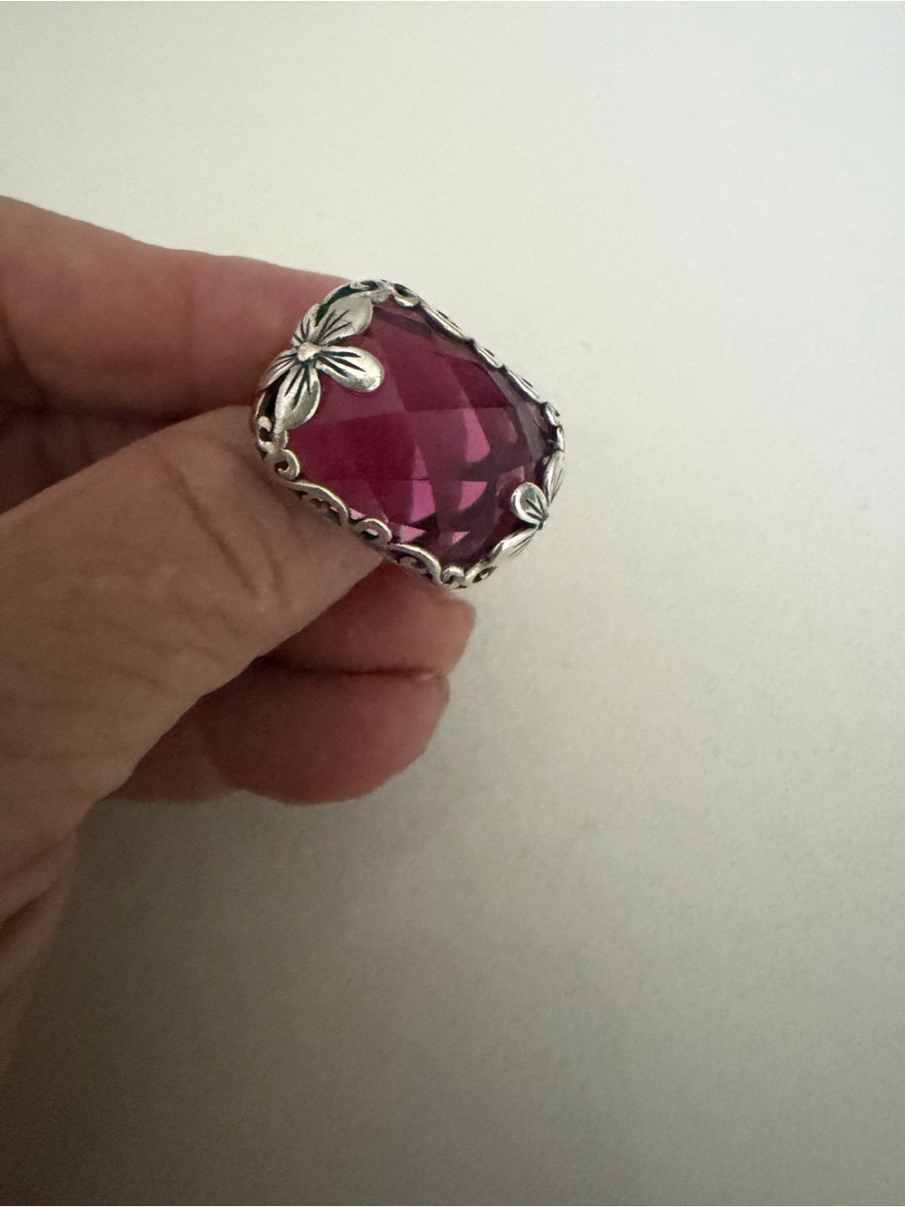 Silpada Sterling Raspberry Berry Licious Ring with pink stone. Size: 7 Retired - Picture 5 of 5